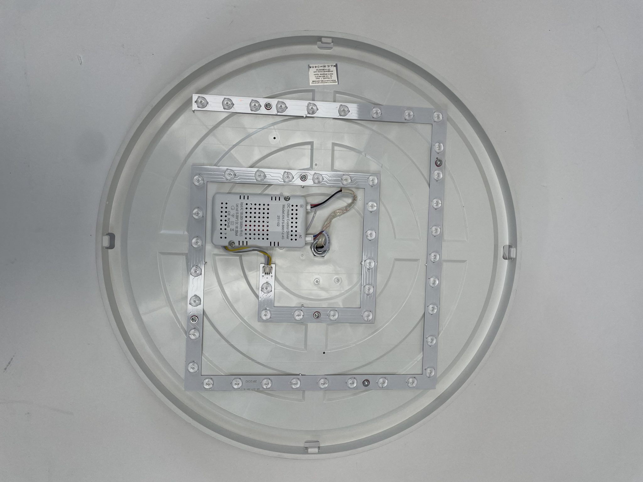 BEL AIR HOME ARES lubinis ventiliatorius su LED