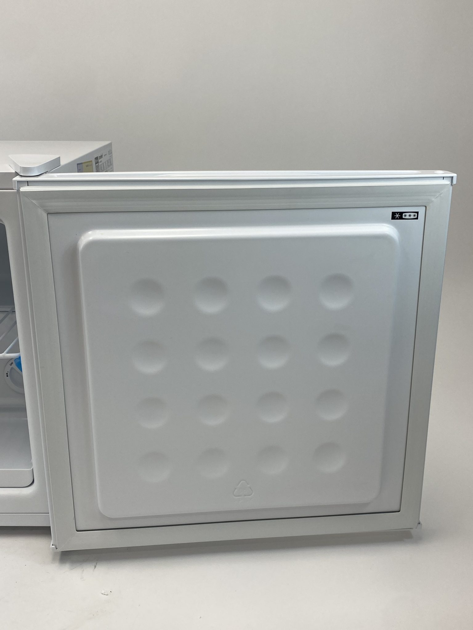 Comfee mini šaldiklis, 31 l