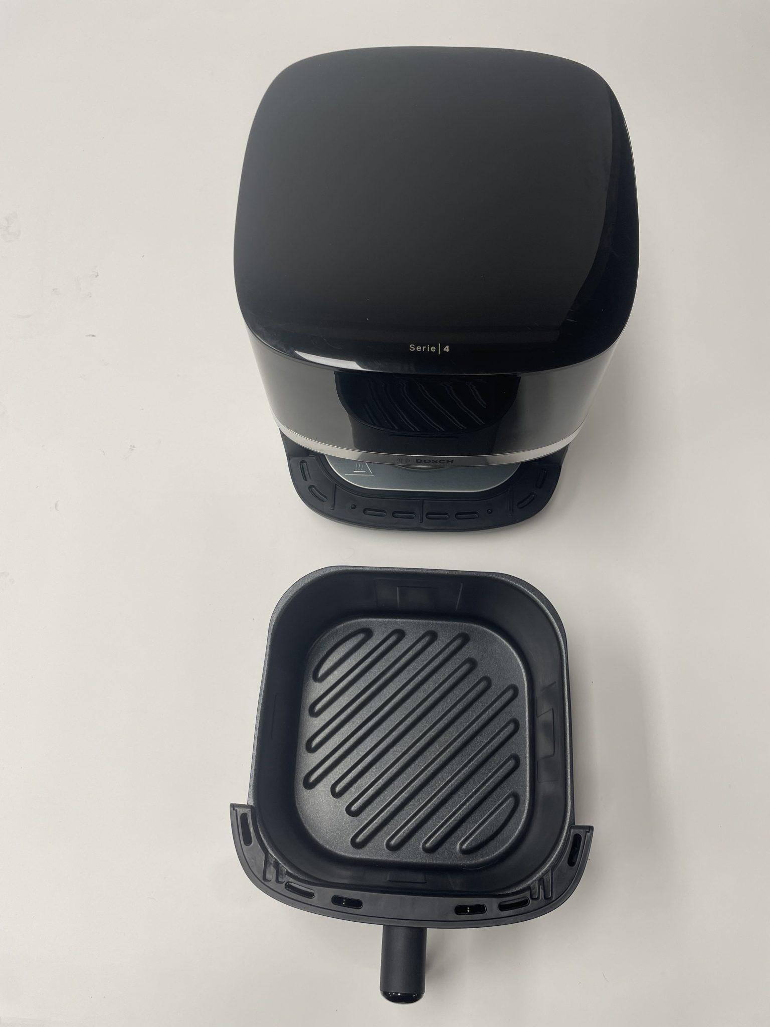 Bosch Serie4 oro gruzdintuvė