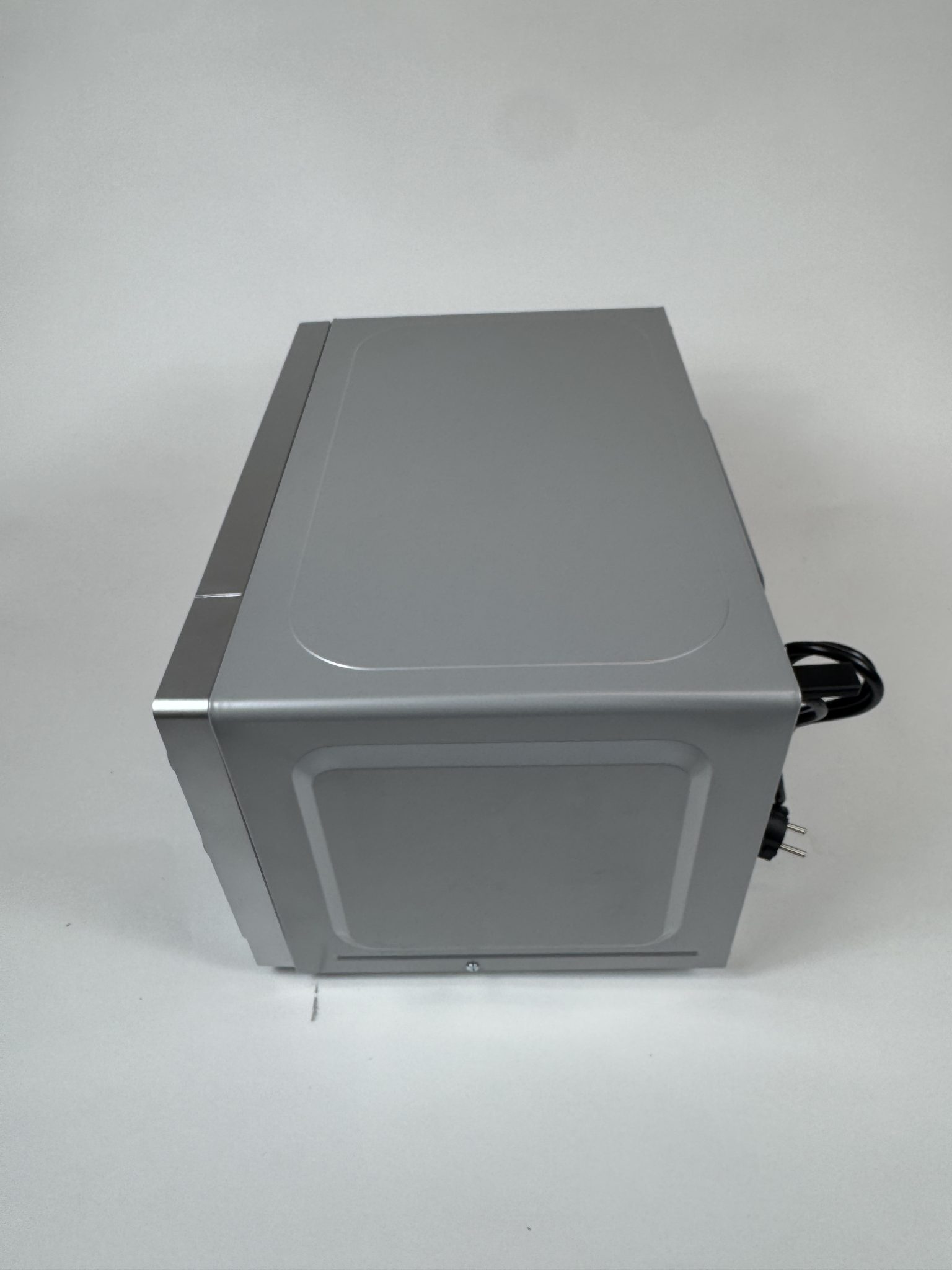 Sharp R200INW 800W mikrobangų krosnelė