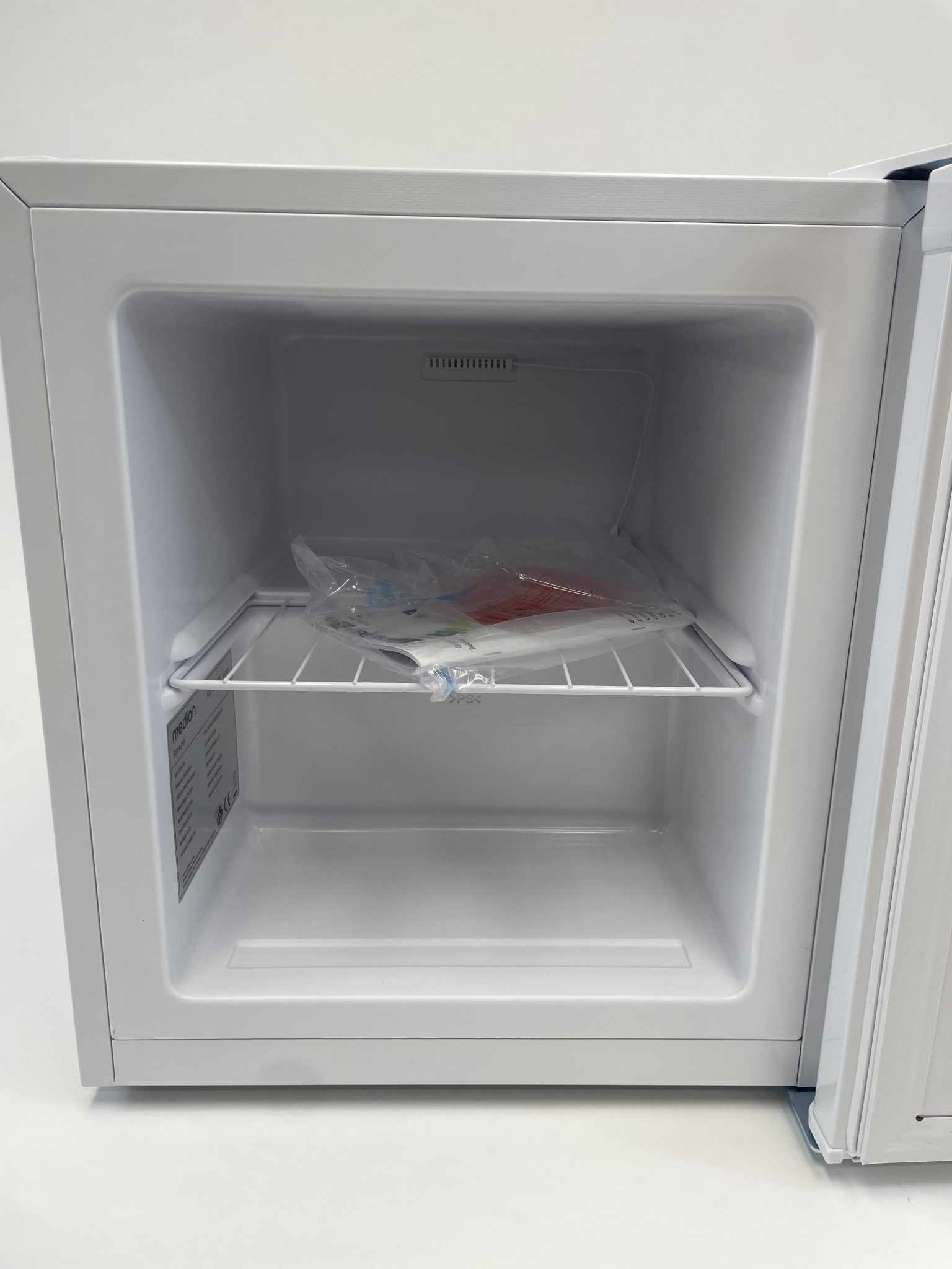 MEDION MD 37675 mini šaldiklis